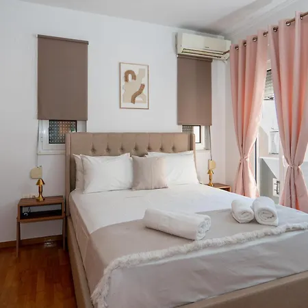 βella's Apartment, Chania アパート