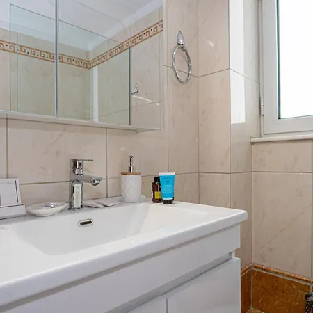 βella's Apartment, Chania *